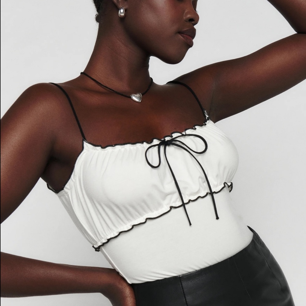 Reformation Glory Knit Top Size Medium gently worn